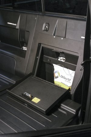 Toyota Tacoma Cubby Cover - Rear - Tuffy Products - Locking Lid - Black - `05-`22